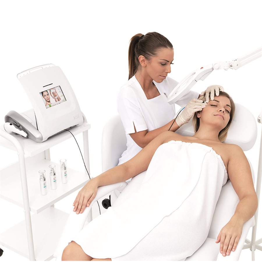 A woman receiving Apilus Electrolysis at The Laser Beautique